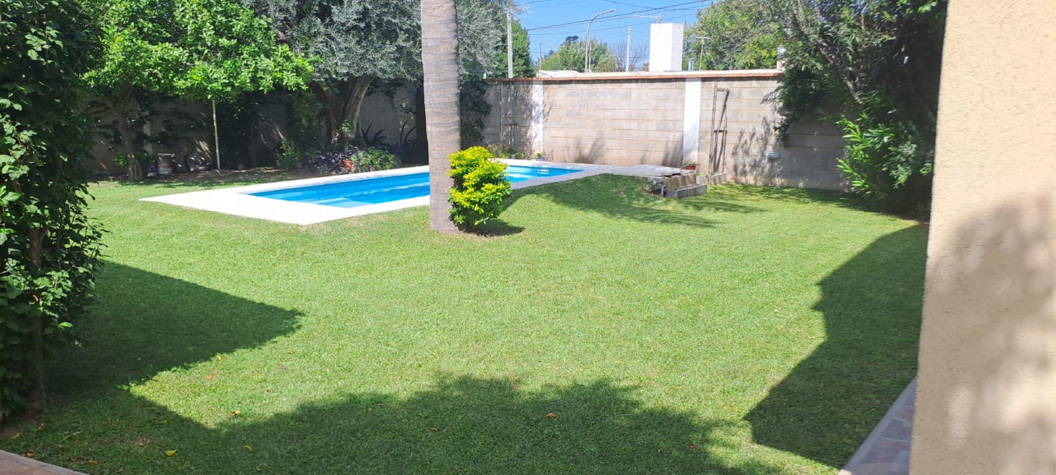 OPORTUNIDAD DE INVERSION ! CASA EN VENTA CON EXCELENTE POTENCIAL DE RENTA